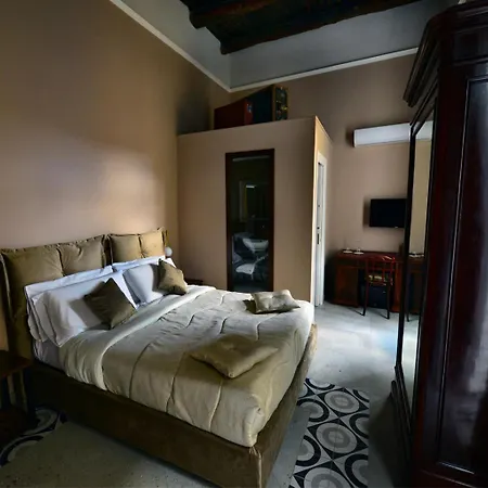 Xenia Neapolis 4* Neapel