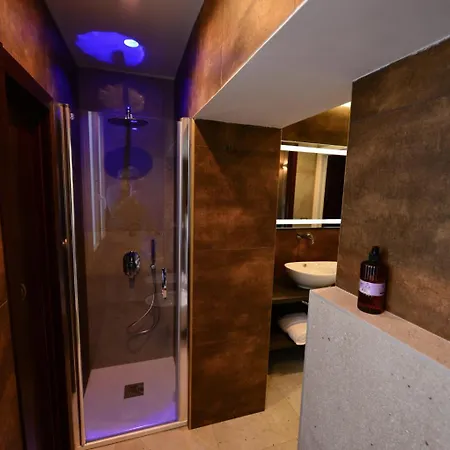 Xenia Neapolis Neapel