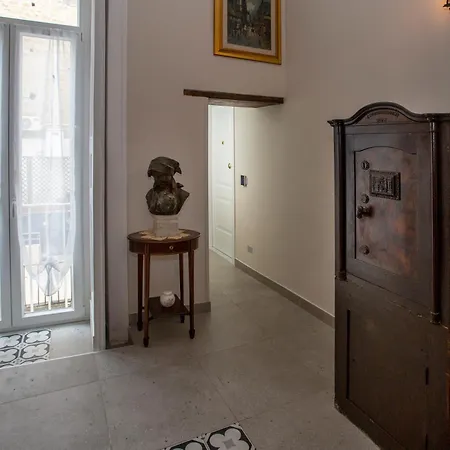 Pensionat Xenia Neapolis 4*