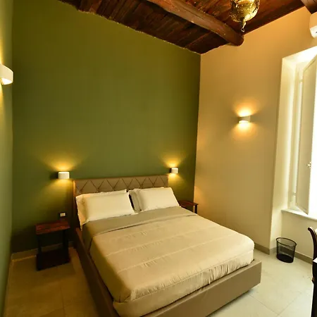 Xenia Neapolis 4*
